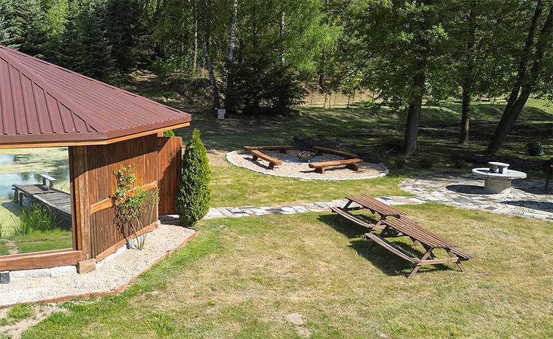 ognisko nowe 222 Stół bilardowy w Uroczysku Henrykowo